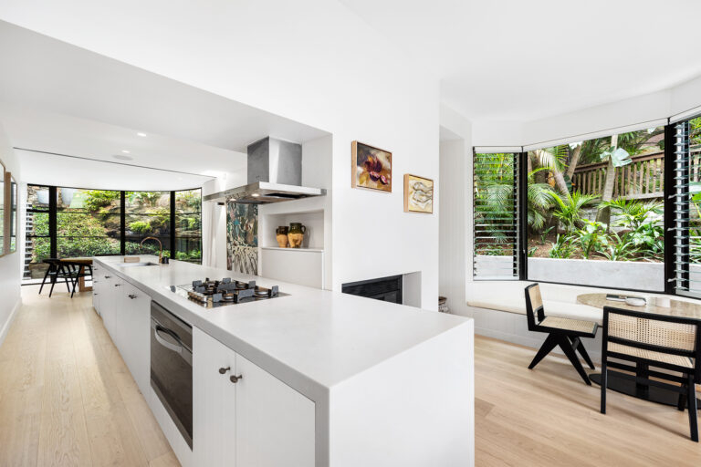 _0006_8_Kitchen